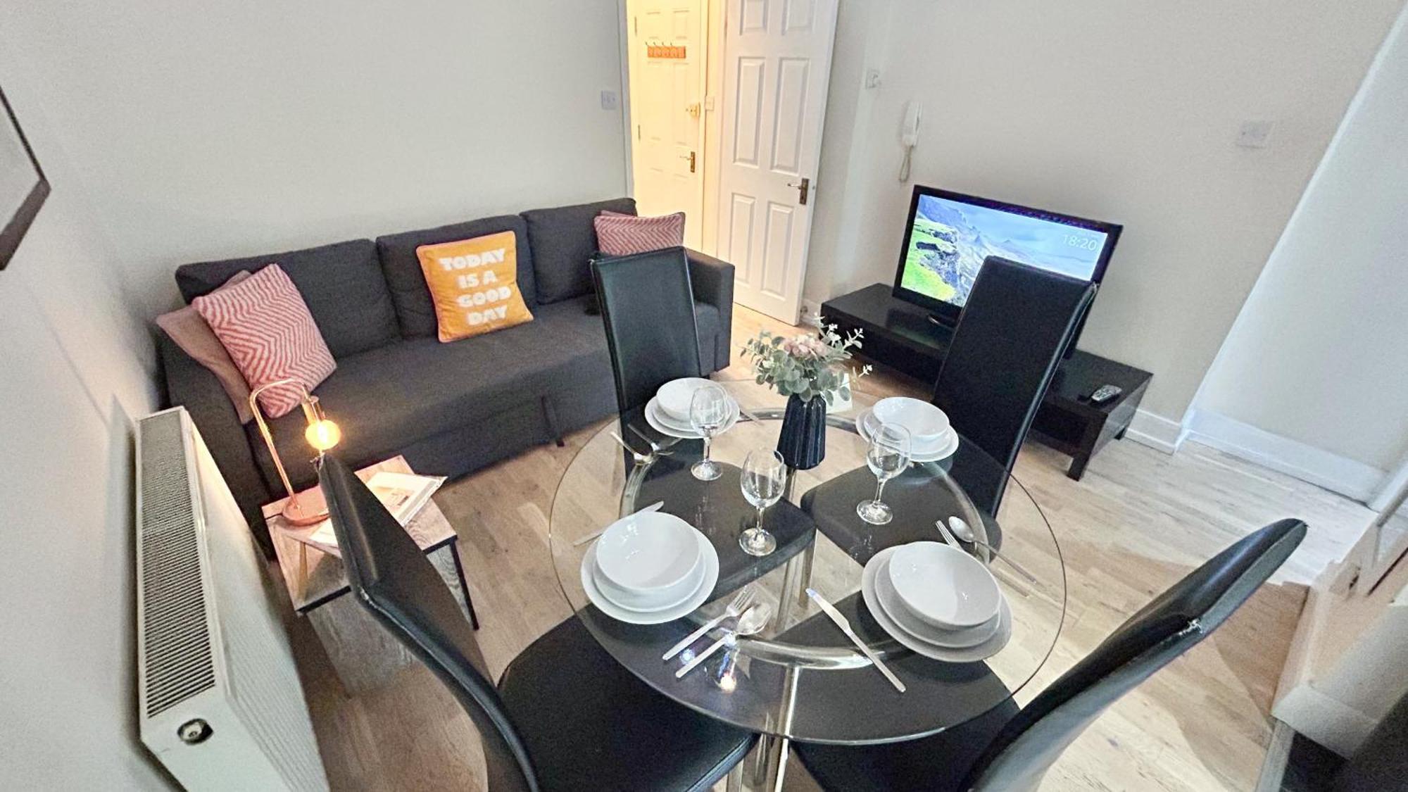 1-Bedroom Flat With Small Garden & Paid Parking In Finsbury Park, Highbury Londres Exterior foto