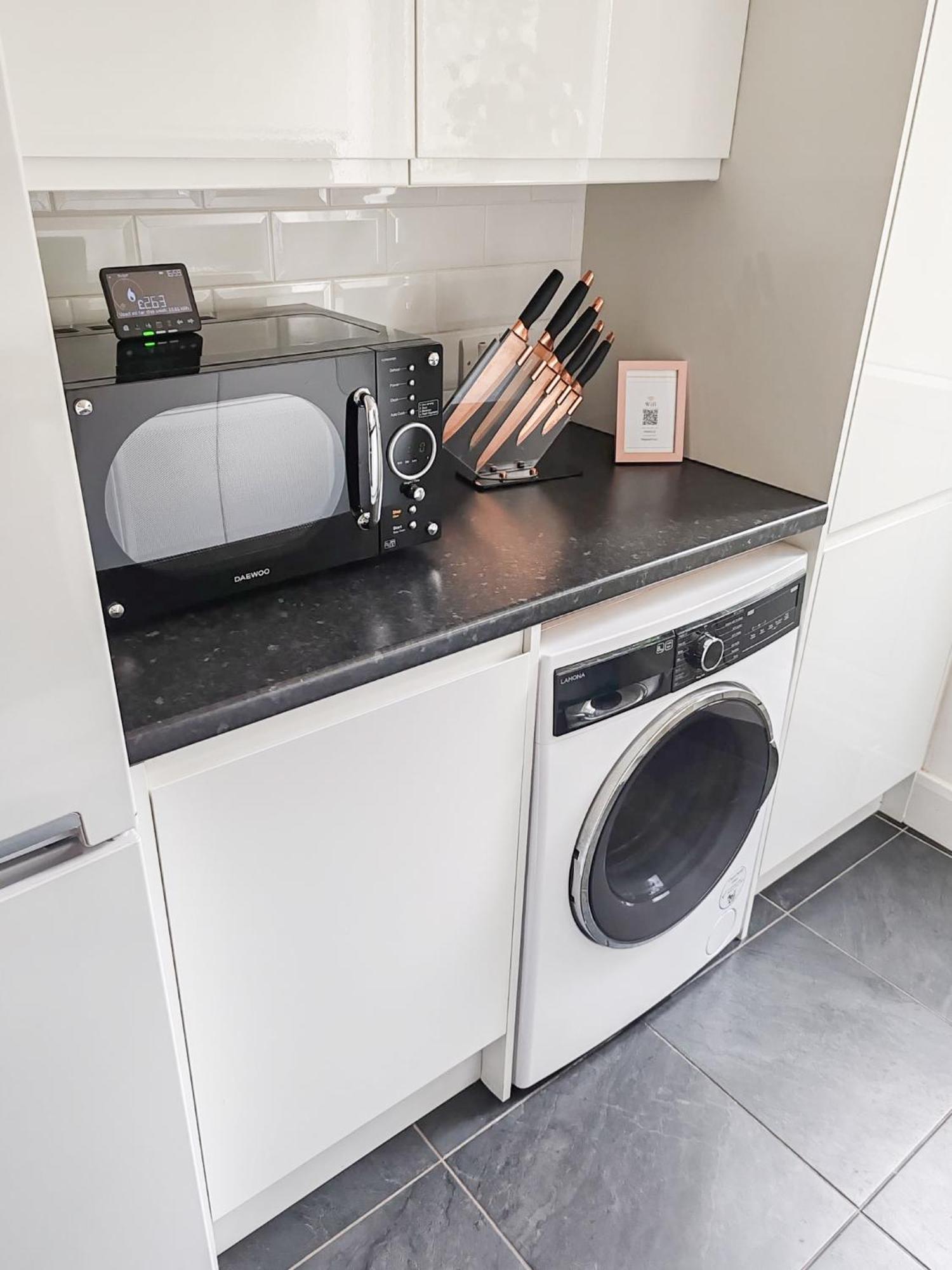 1-Bedroom Flat With Small Garden & Paid Parking In Finsbury Park, Highbury Londres Exterior foto